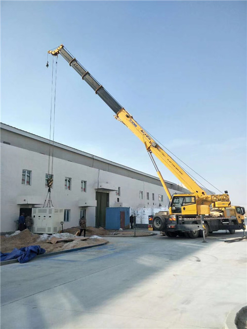 滨湖区“超载就喊停”—— 吊车的 “重量保镖” 技术